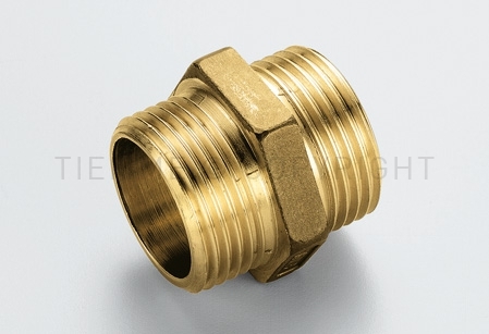 Ниппель латунный Tiemme 1/2"x1/2" НР/НР с наружной резьбой фитинг 1500002